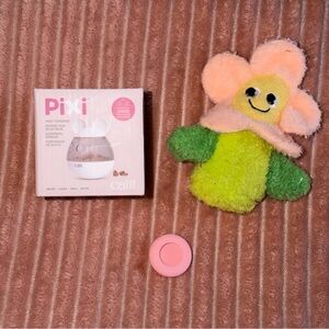Pixi Treat Dispenser with Plush Flower Toy - Green and Pink